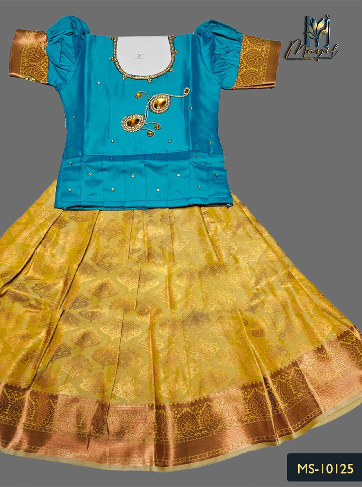 Mayil Sarees