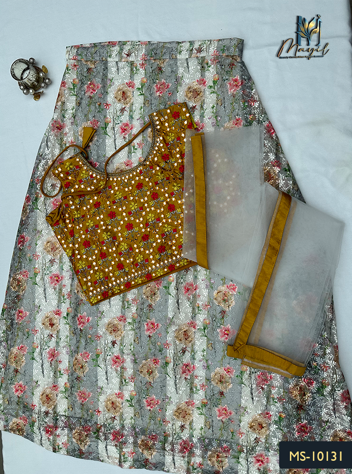 Traditional Wedding Clothes and Collections | Mayil Sarees